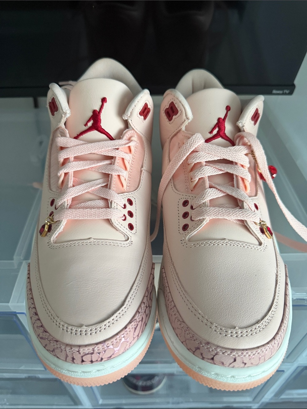 Air Jordan 3 Retro “treat yourself”